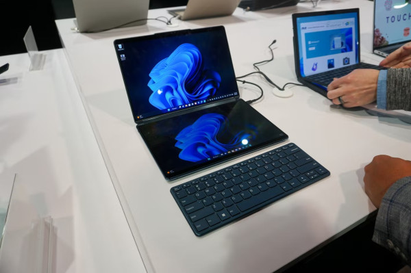 Awal Era Desain Laptop Tak Biasa buat Pekerja