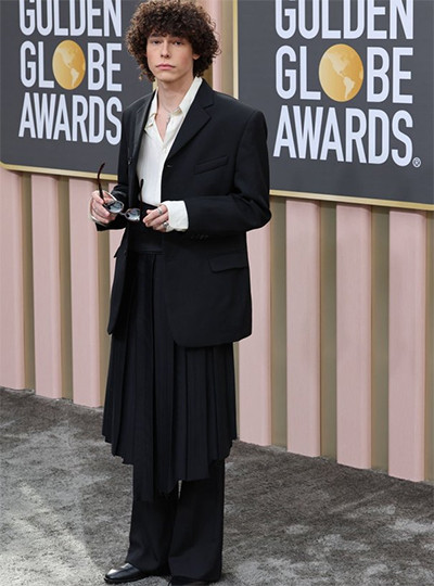 6 Pesohor Ini Tampil Genderless di Red Carpet Golden Globe Awards 2023