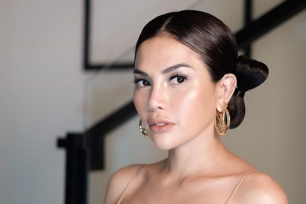 5 Artis Indonesia yang Pernah Operasi Hidung, Salah Satunya Ivan Gunawan