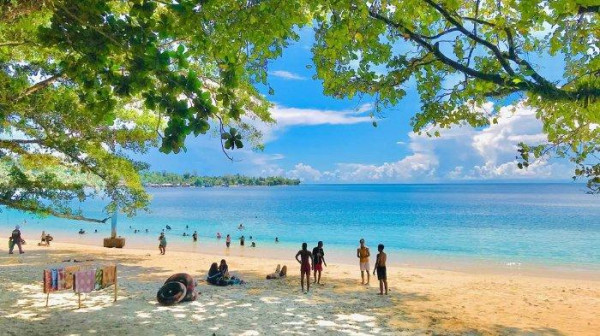 5 Destinasi Wisata di Pulau Papua yang Wajib Dikunjungi, Nomor 4 Pemandangannya Sangat Indah