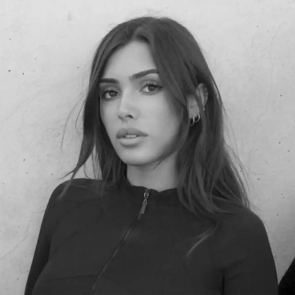 Profil Bianca Censori, Desainer Yeezy yang Dikabarkan Menikah dengan Kanye West