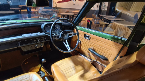 Bikin Nostalgia, Honda Civic Generasi Pertama Dipamerkan di Dreams Cafe Jakarta