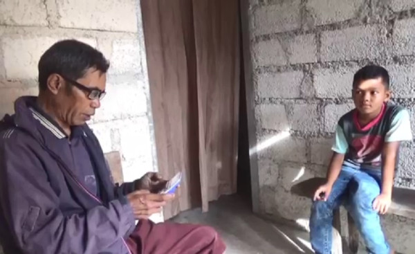 Perjuangan Nono Bocah SD Juara Kompetisi Matematika Dunia, Tiap Hari Tempuh 4 Km ke Sekolah