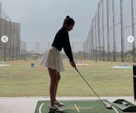 Anya Geraldine Unggah Potret saat Main Golf, Disebut Makin Kurus