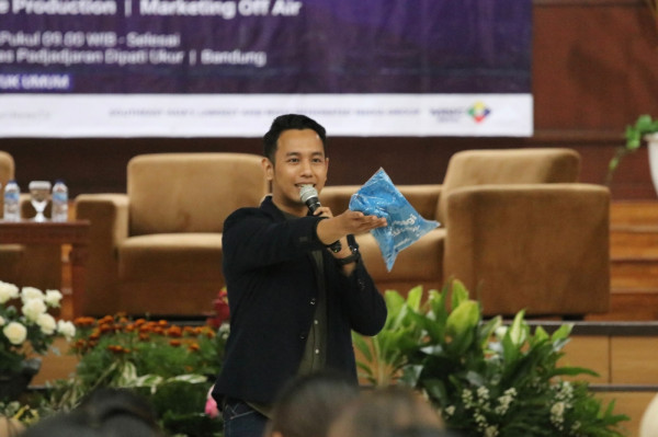 Pesan TGB kepada Mahasiswa yang Ingin Berkarier di Media: Bawa Nilai Kebenaran dan Keadaban