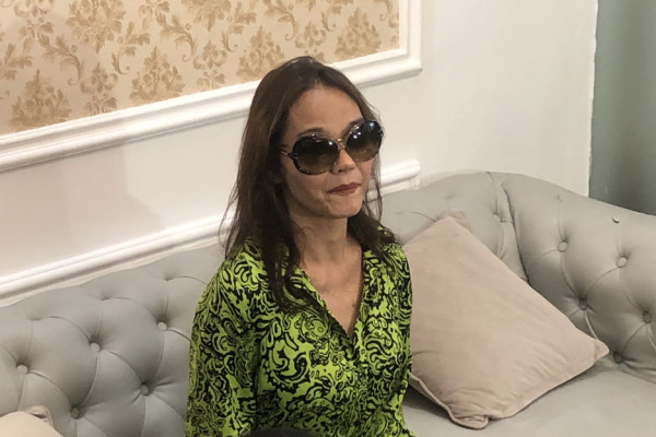 7 Artis yang Pernah Disenggol Farhat Abbas, Bunda Corla Salah Satunya