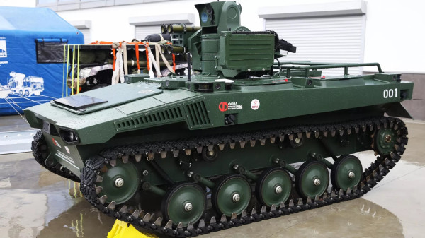 Rusia Luncurkan Robot Tempur Pembunuh Tank Leopard 2 Jerman dan Abrams AS