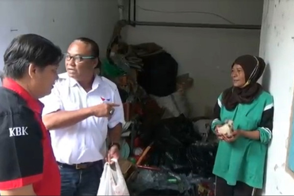 Perindo Tanjungpinang Bagikan 1.000 Nasi Bungkus untuk Korban Banjir Rob
