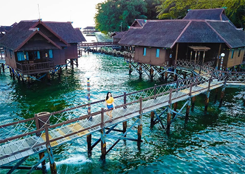5 Resort Terapung Cocok untuk Bulan Madu, Bikin Makin Lengket Sama Pasangan