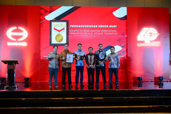 Dominan 4 Dekade, Hino Kedepankan Keinginan Kustomer ketimbang Kompetisi