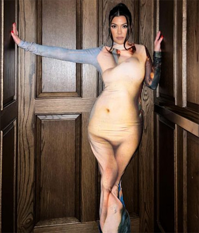 Pakai Dress bak Badan Orang Telanjang, Kourtney Kardashian Banjir Hujatan Netizen