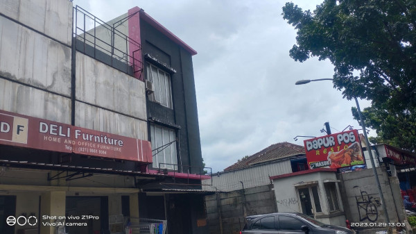 Prostitusi Berkedok Toko Baju di Serpong Bertarif Rp300.000