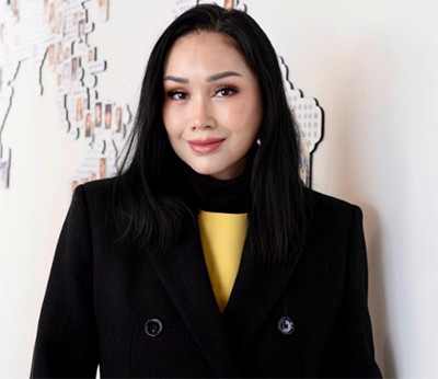 4 Potret Terbaru Titi DJ setelah Jalani Anti Aging Surgery di Korea