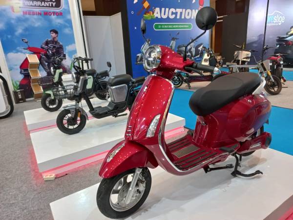 Harga Vespa Mahal, Ini Deretan Skutik yang Desainnya Mirip dan Punya Harga Terjangkau