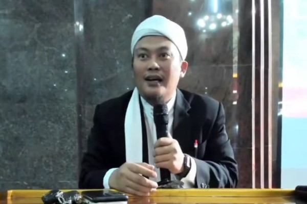 Penyakit Gila Popularitas dan Suka Dipuji Serta Cara Mengobatinya