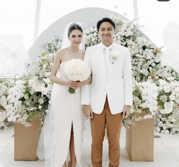 4 Artis Indonesia Menikah Pakai Gaun Pengantin yang Sama dengan Orang Tuanya, Terbaru Mikha Tambayong