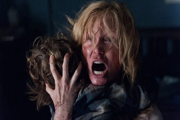 10 Film Horor Jump Scares Ini bakal Bikin Kamu Berteriak Kencang