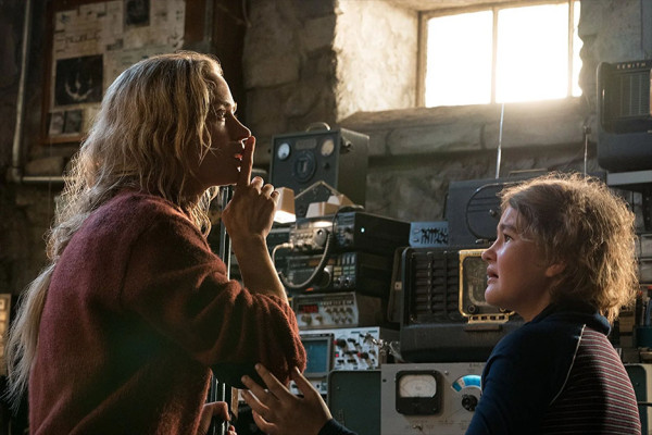 10 Film Horor Jump Scares Ini bakal Bikin Kamu Berteriak Kencang