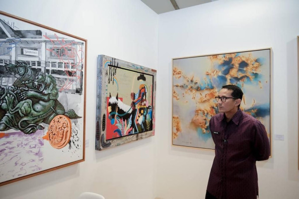 Kunjungi Art Jakarta Gardens, Sandiaga Uno: Hadirkan Ruang Apresiasi Karya Seni Rupa