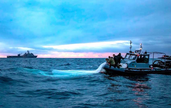 Angkatan Laut AS Rilis Gambar Puing Balon Udara Pengintai China, Muatannya Sebesar Pesawat Jet