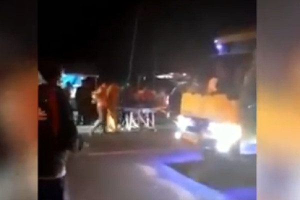 Bus Tabrak 2 Motor di Bojonegoro, 4 Orang Tewas