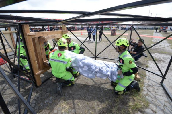 PT Bukit Asam Gelar The 1st South Sumatera Fire and Rescue Challenge
