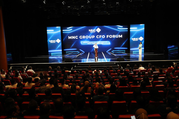 Hary Tanoesoedibjo Menekankan Pentingnya Komunikasi Saat MNC Group CFO Forum
