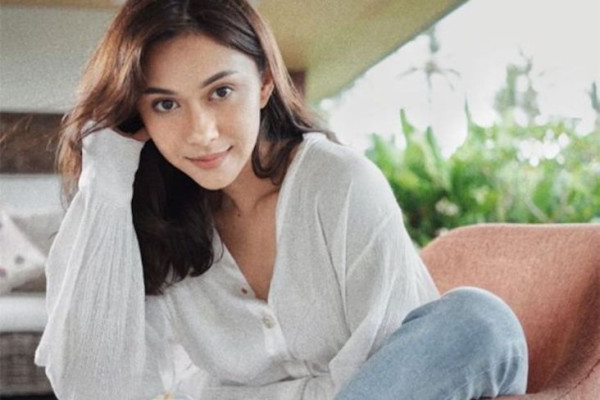10 Artis Indonesia yang Masih Diidolakan Meski Sudah Punya Anak, Nomor 6 Parasnya Awet Muda
