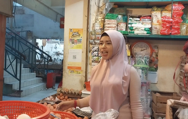 Harga dari Agen Mahal, Pedagang Pasar Terpaksa Jual Minyakita di Atas HET