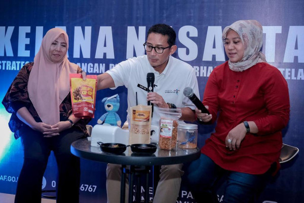 Sandiaga Dorong Pemkot Makassar Gandeng Pelaku Ekraf Petakan Subsektor Unggulan