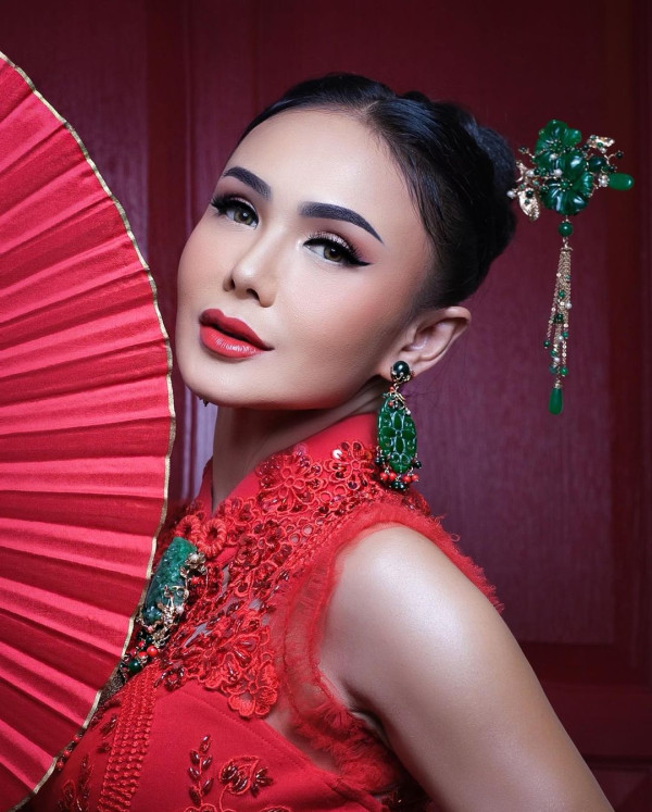 5 Artis Indonesia Terlihat Cantik dan Awet Muda di Usia 50 Tahun, Nomor 3 Seperti Kakak Adik dengan Anak