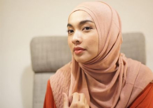 6 Artis Ini Putuskan Berhijab saat Ada di Puncak Karier, Nomor 4 Sempat Dilema
