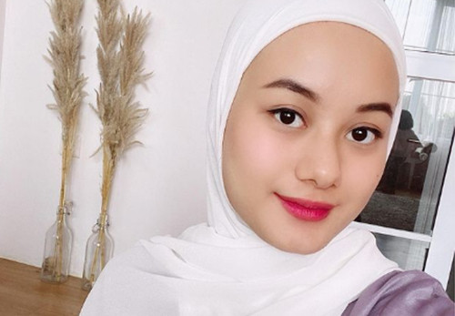 6 Artis Ini Putuskan Berhijab saat Ada di Puncak Karier, Nomor 4 Sempat Dilema