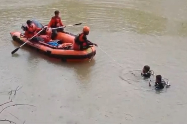 Bocah 7 Tahun Tenggelam saat Memancing di Sungai di Pangkep Sulsel
