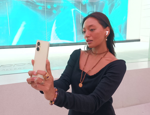 Perbedaan Oppo Reno8 T dan Oppo Reno 8, Pilih Mana?