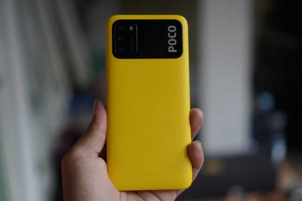 6 Ponsel dengan Baterai Tahan Lama, Nomor 4 Tahan 20 Jam untuk Nonton