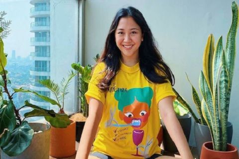 3 Artis Indonesia yang Punya Orang Tua Pejabat, Nomor 2 Ayahnya Mantan Kepala Bekraf