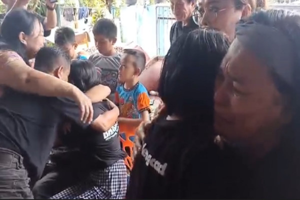 Tangis Histeris Keluarga Pecah di Manado usai Richard Eliezer Divonis 1,5 Tahun Penjara