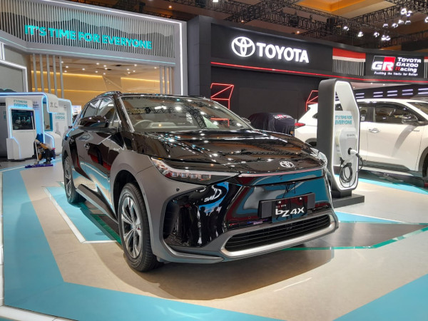 Lengkap, Ini Mobil-mobil Listrik Murni yang Melantai di IIMS 2023, Esemka Bawa Dua