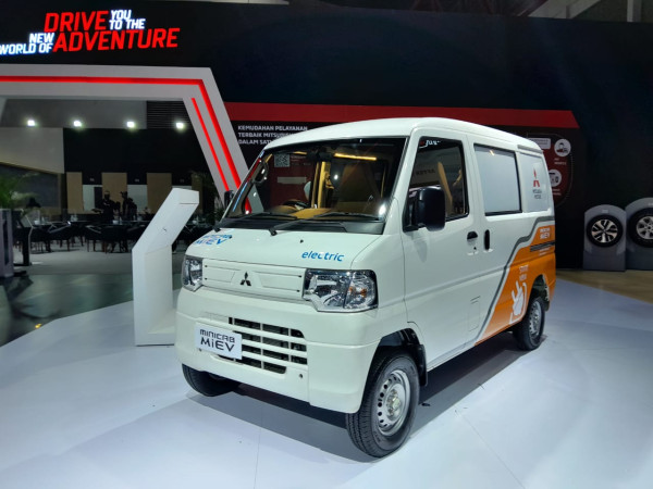 Lengkap, Ini Mobil-mobil Listrik Murni yang Melantai di IIMS 2023, Esemka Bawa Dua