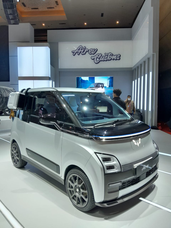 Lengkap, Ini Mobil-mobil Listrik Murni yang Melantai di IIMS 2023, Esemka Bawa Dua