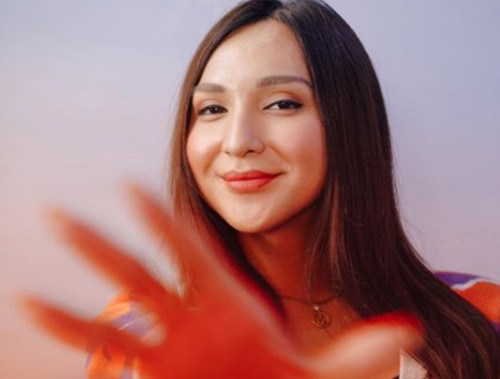 6 Artis Indonesia yang Merupakan Transgender, Nomor Terakhir Masih Malu-Malu Mengakui