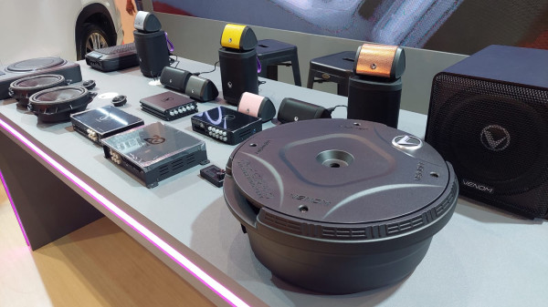 Hadir di IIMS 2023, Venom Siapkan Audio Plug and Play Buat Mobil Konvensional dan Listrik