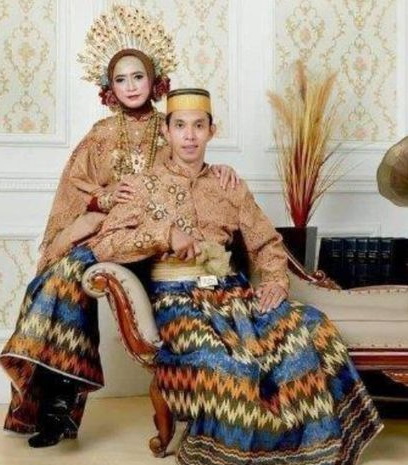 Tidak Betah Jadi Wanita, 6 Transgender Ini Kembali Menjadi Pria
