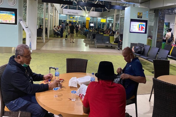 Mesin Pesawat Mengalami Kendala Teknis, Penumpang Batik Air Mendadak Diturunkan di Jambi