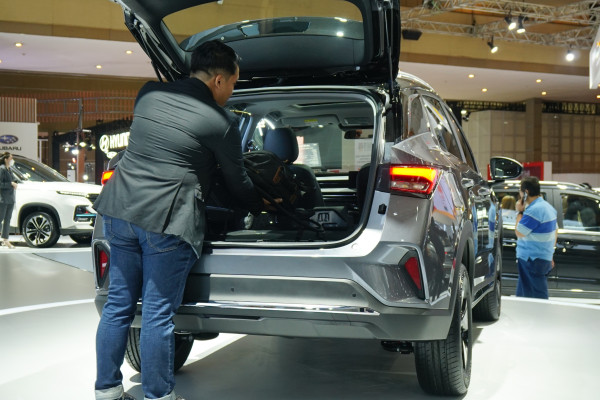 Cuma Rp200 Jutaan, Ini 8 Keunggulan Compact SUV Wuling Alvez