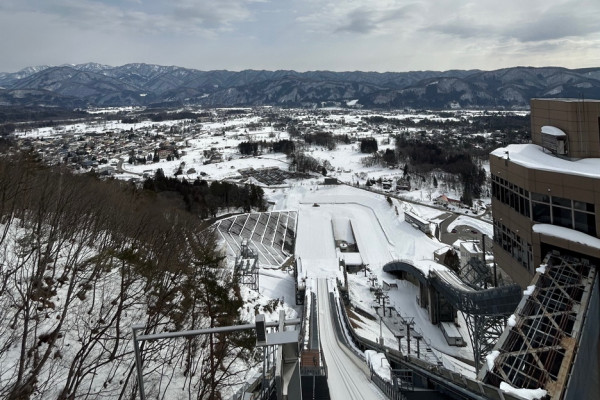 Desa Hakuba Suguhkan Panorama Alam yang Indah di Pegunungan Alpen Jepang