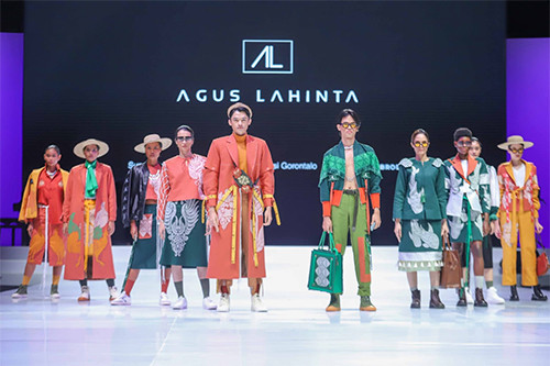 Resmi Dimulai, Indonesia Fashion Week 2023 Angkat Keindahan Sulam Karawo asal Gorontalo