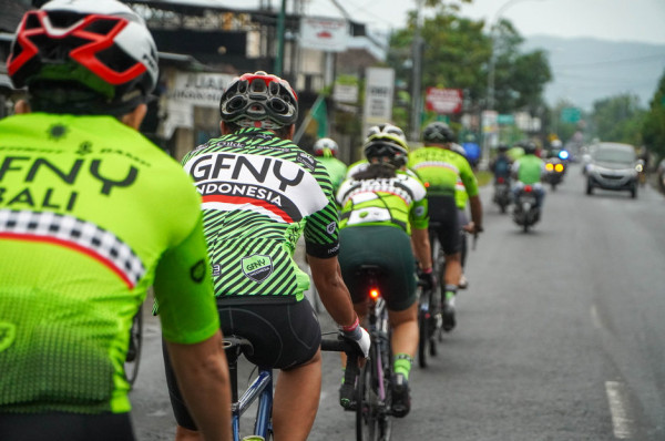 Yogya Group Ride ke-3 GFNY Bali - IFG Life: Menikmati Tanjakan dan Turunan di Yogyakarta