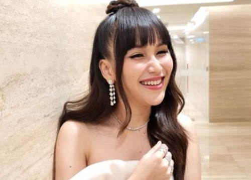 5 Artis Wanita yang Jadi Tulang Punggung Keluarga, Nomor Terakhir Harus Hidupi 15 Anak